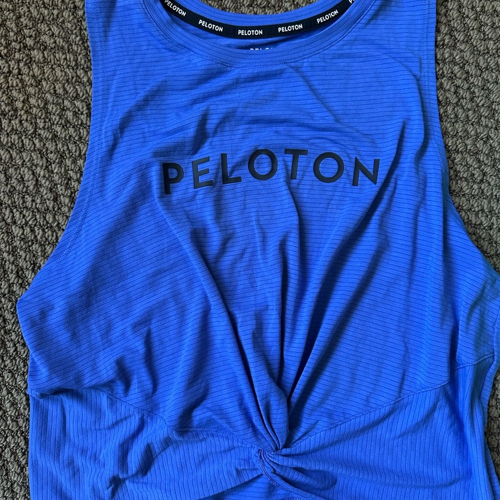 Peloton - Women’s medium crop tank top